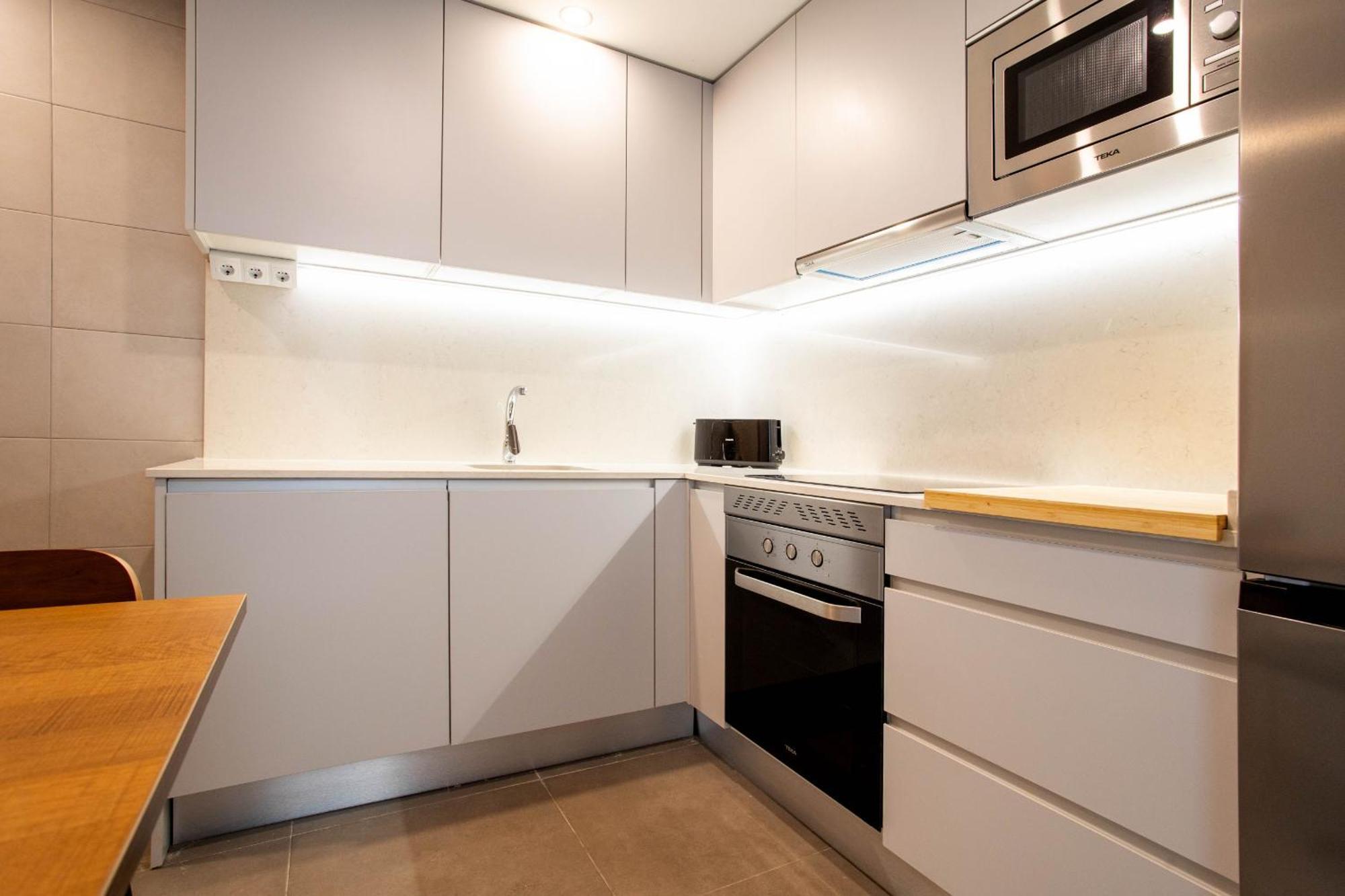 Bernabeu Luxe En * Madri