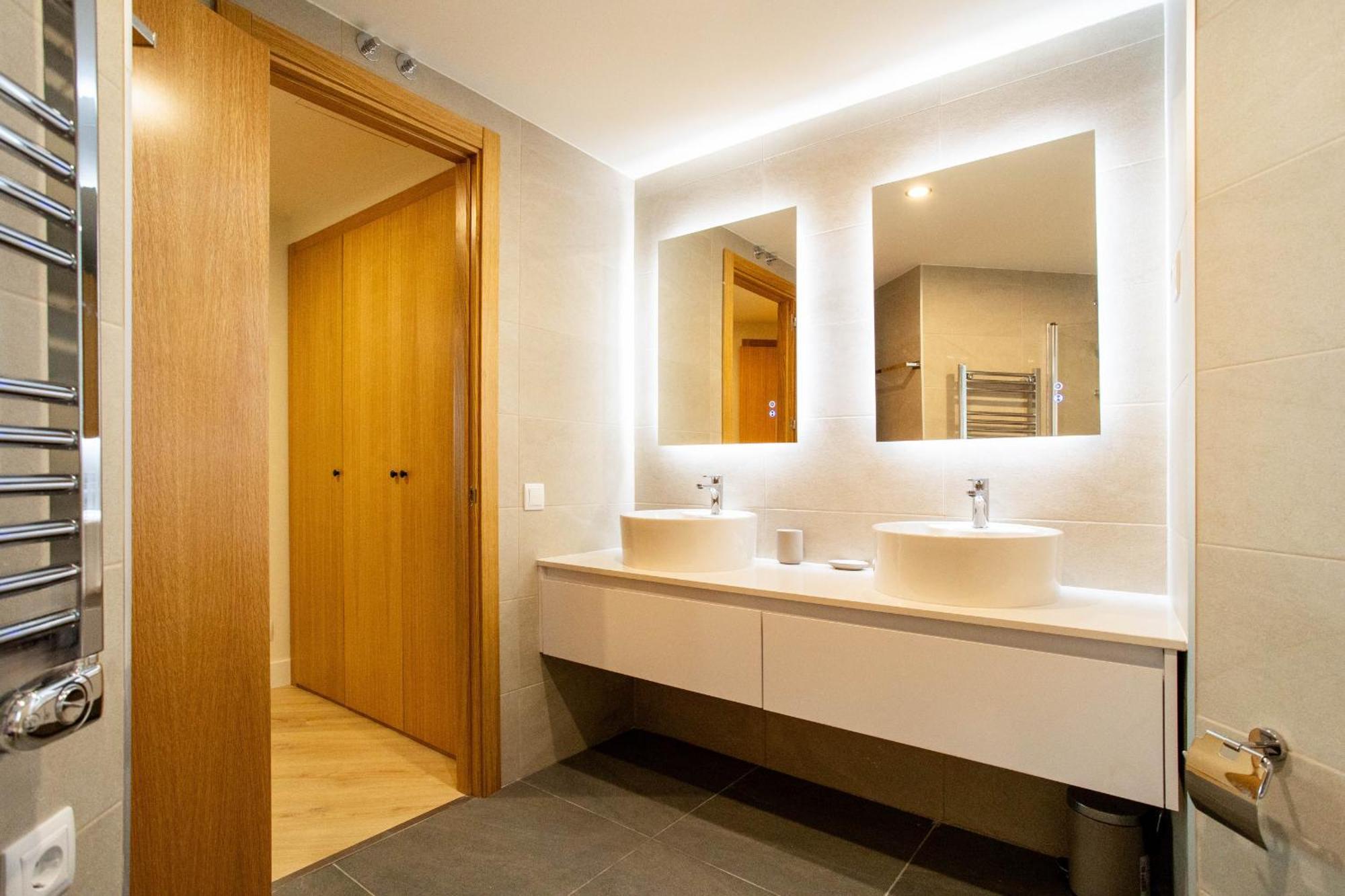 Bernabeu Luxe En * Madri